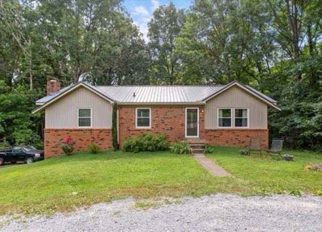 Property at 101 Cedar Hill Dr, Waverly, TN 37185, 3 beds, 3 baths