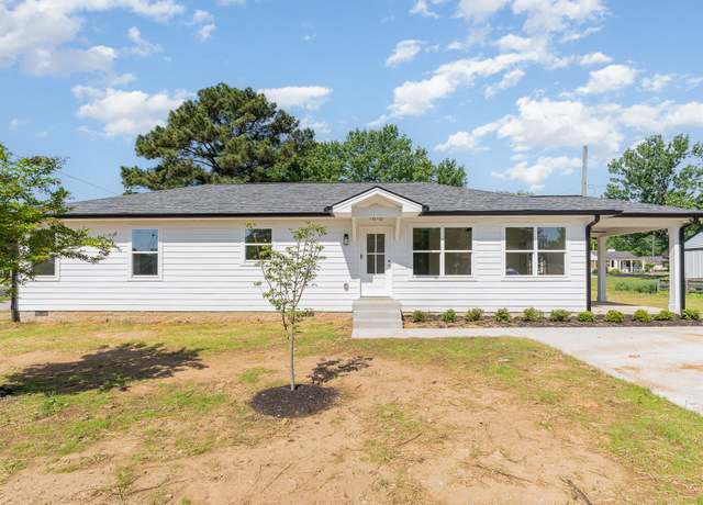 Property at 1610 Lawrence St, Old Hickory, TN 37138, 4 beds, 2 baths