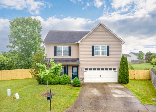 Property at 5002 Fox Run S, Spring Hill, TN 37174, 4 beds, 2.5 baths