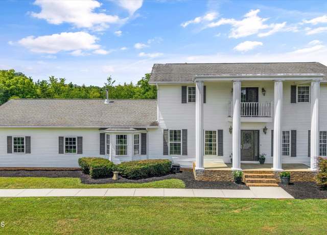 Property at 192 Johnson Cir, Clinton, TN 37716, 3 beds, 3 baths