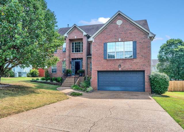 Property at 121 Rose Garden Ln, Goodlettsville, TN 37072, 4 beds, 2.5 baths