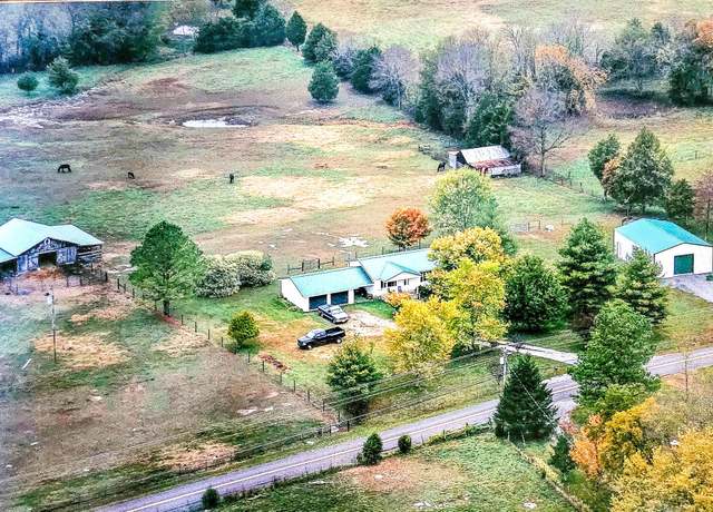 Property at 224 Comstock Rd, Shelbyville, TN 37160, 3 beds, 1 bath