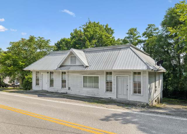Property at 1319 Main St N, Carthage, TN 37030, 2 beds, 1 bath