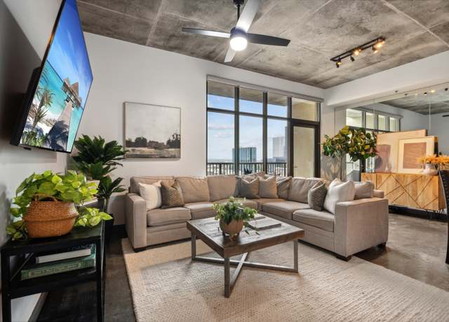 Property at 1510 Demonbreun St #1007, Nashville, TN 37203, 1 bed, 1 bath