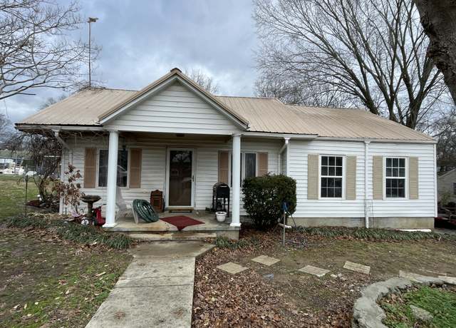 Property at 123 Butler St, Shelbyville, TN 37160, 3 beds, 2 baths