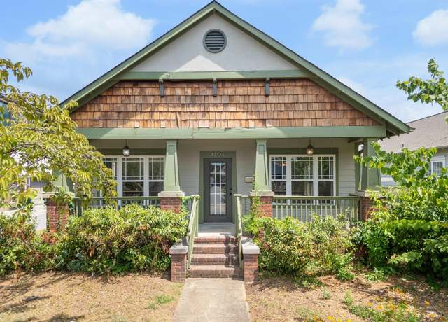 Property at 1704 Williams St, Chattanooga, TN 37408, 3 beds, 2 baths