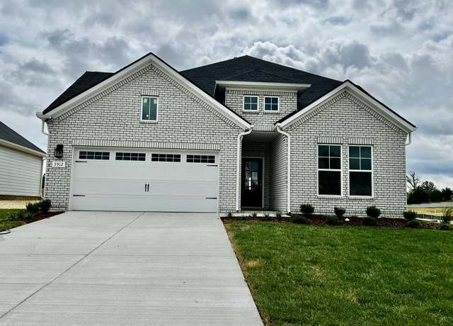 Property at 3912 Trinity Woods Rd, Columbia, TN 38401, 5 beds, 3 baths