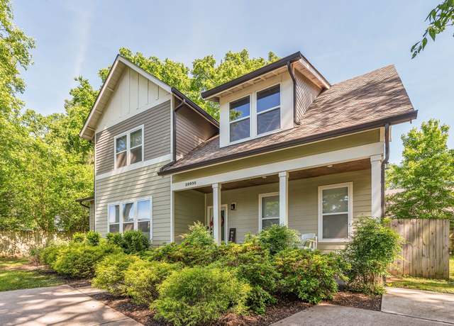 Property at 2009B Rosecliff Dr, Nashville, TN 37206, 4 beds, 2.5 baths