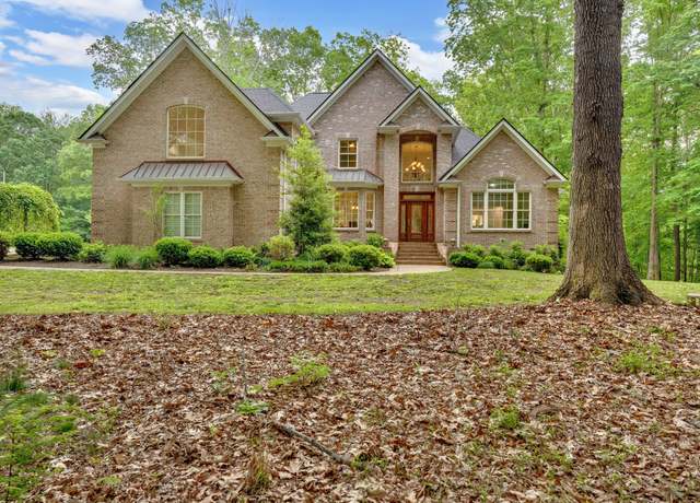 Property at 6948 Whispering Oaks Dr, Springfield, TN 37172, 4 beds, 3.5 baths