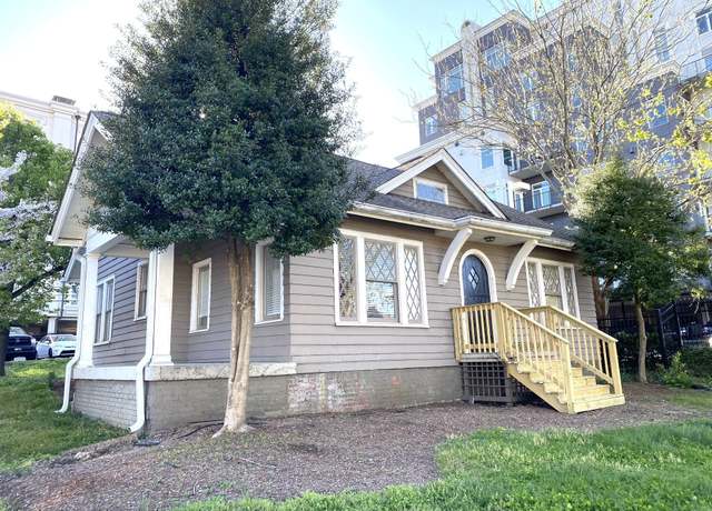 Property at 113 30th Ave N, Nashville, TN 37203, 4 beds, 3 baths