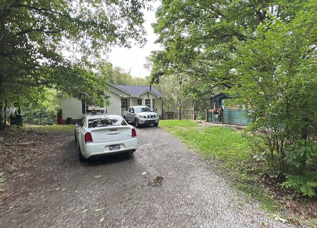 Property at 9964 Coles Ferry Pike, Lebanon, TN 37087, 3 beds, 2 baths