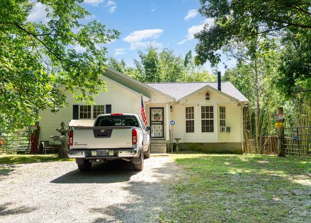 Property at 9964 Coles Ferry Pike, Lebanon, TN 37087, 3 beds, 2 baths