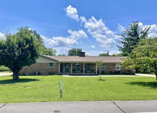 Property at 108 Sam Davis Dr, Springfield, TN 37172, 3 beds, 2.5 baths