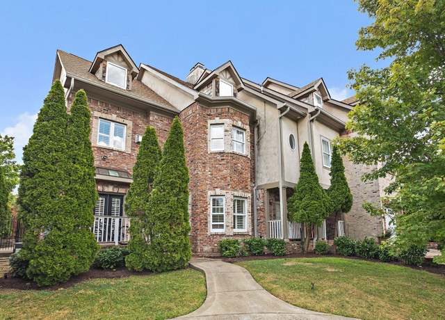 Property at 509 Acklen Park Dr, Nashville, TN 37205, 4 beds, 3.5 baths