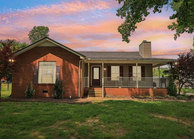 Property at 113 Paigewood Dr, Portland, TN 37148, 3 beds, 2 baths
