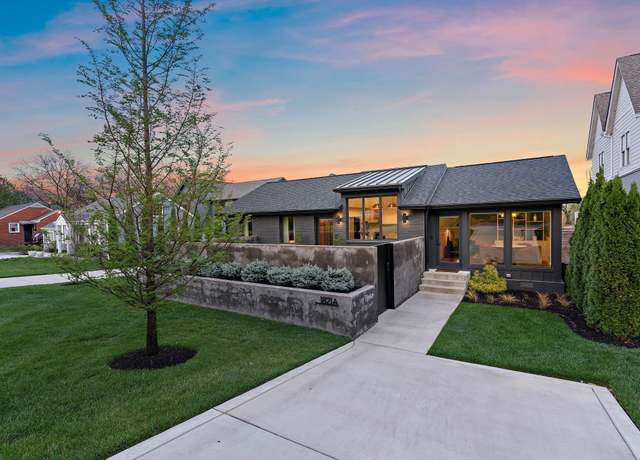Property at 1821A Tammany Dr, Nashville, TN 37216, 2 beds, 2 baths