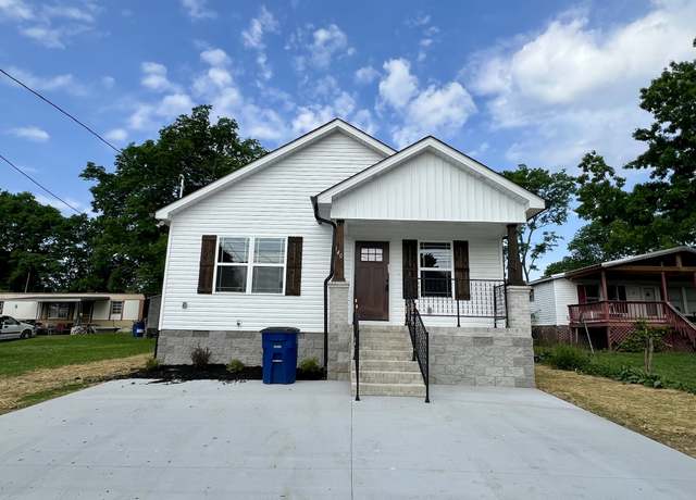 Property at 140 Central Ave, Shelbyville, TN 37160, 3 beds, 2 baths