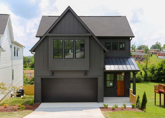 Property at 2426 Brittany Dr, Nashville, TN 37206, 5 beds, 4.5 baths