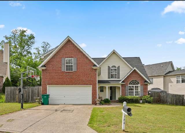 Property at 704 Sandbury Pt, Antioch, TN 37013, 3 beds, 2.5 baths