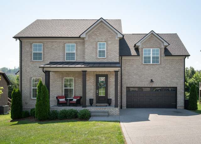 Property at 264 Crooked Creek Ln, Hendersonville, TN 37075, 3 beds, 2.5 baths
