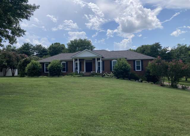 Property at 911 Steeplechase Dr, Brentwood, TN 37027, 4 beds, 3 baths
