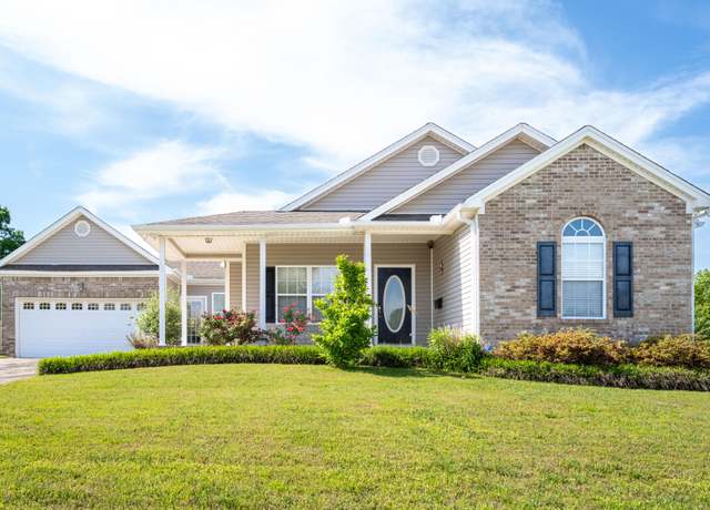 Property at 10329 Sovereign Pointe Dr, Soddy Daisy, TN 37379, 3 beds, 2 baths