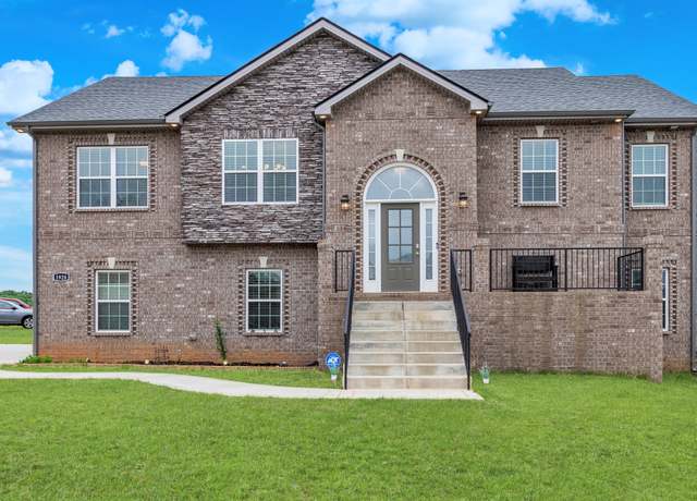Property at 1928 Sydney Louise Dr, Clarksville, TN 37042, 5 beds, 3 baths