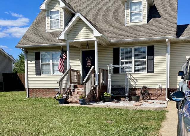 Property at 714 Pat Ave, Hopkinsville, KY 42240, 3 beds, 2 baths