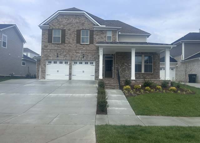 Property at 717 Tischer Dr, Hendersonville, TN 37075, 4 beds, 3.5 baths