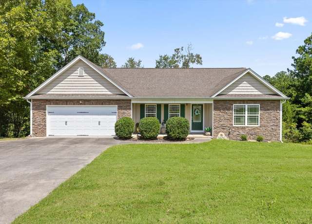 Property at 104 Carrigan Cir, Ringgold, GA 30736, 3 beds, 2 baths