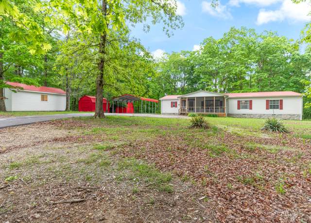 Property at 2833 Locke Hollow Rd, Dickson, TN 37055, 3 beds, 2 baths