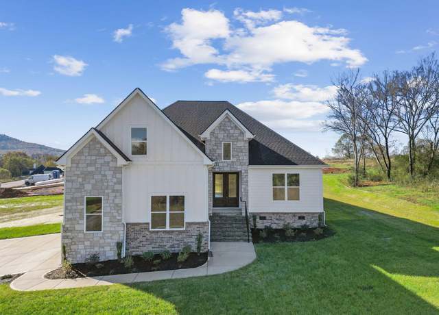 Property at 101 Spinnaker Dr, Jasper, TN 37347, 4 beds, 3.5 baths