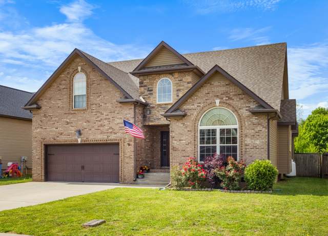 Property at 752 Cavalier Dr, Clarksville, TN 37040, 4 beds, 2.5 baths
