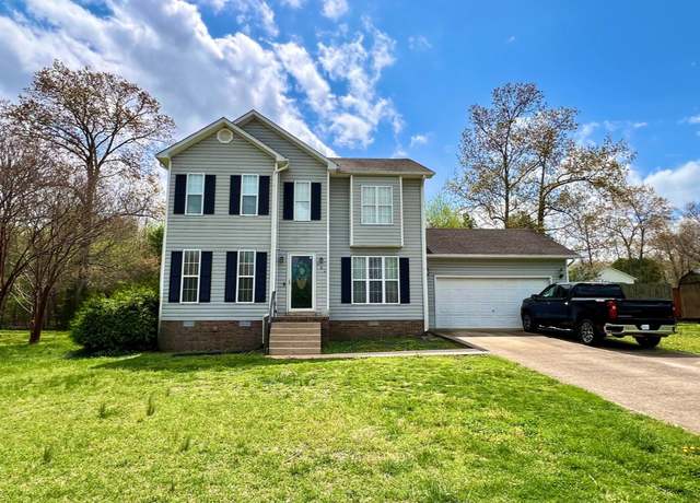 Property at 104 E Laurel Dr, Lawrenceburg, TN 38464, 4 beds, 2.5 baths