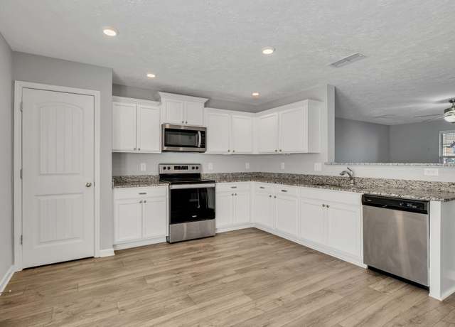Property at 1007 Crested Run, Smyrna, TN 37167, 2 beds, 2.5 baths
