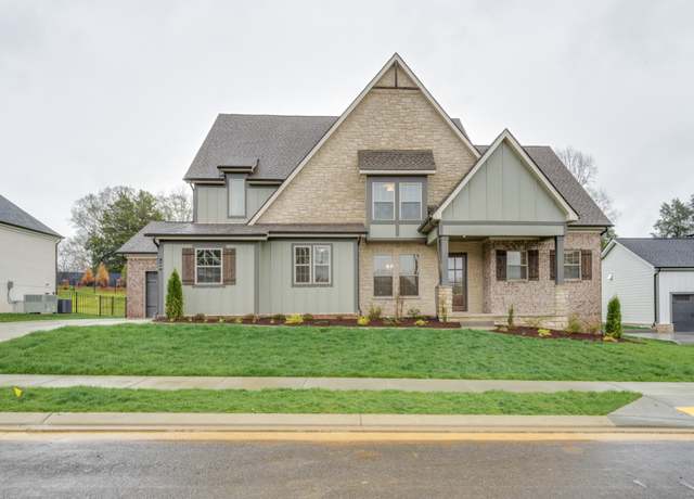 Property at 194 Willow Bend Dr, Hendersonville, TN 37075, 4 beds, 3.5 baths