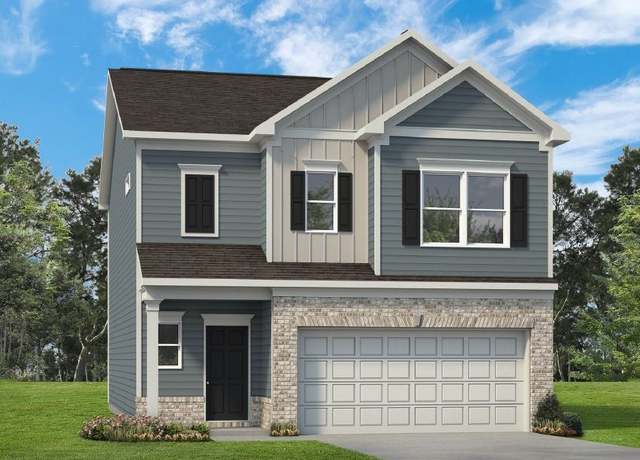 Property at 203 Hillview Ave, Shelbyville, TN 37160, 4 beds, 2.5 baths