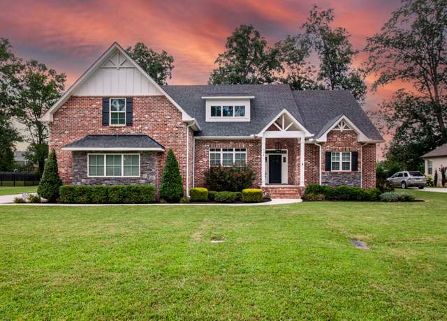 Property at 634 Lexington Cir, Manchester, TN 37355, 3 beds, 3 baths