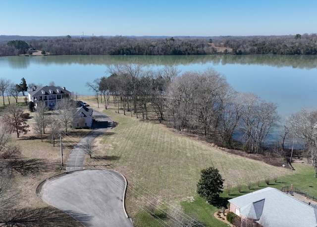 Property at 1060 Emerald Valley Dr, Castalian Springs, TN 37031