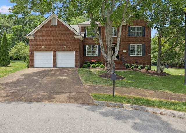 Property at 408 Twickenham Pl, Franklin, TN 37069, 4 beds, 3.5 baths