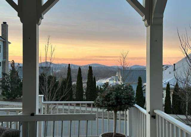Property at 215 Halswelle Dr, Franklin, TN 37064, 5 beds, 5.5 baths