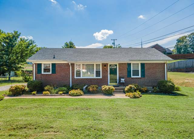 Property at 103 Lee Dr, Columbia, TN 38401, 3 beds, 1 bath