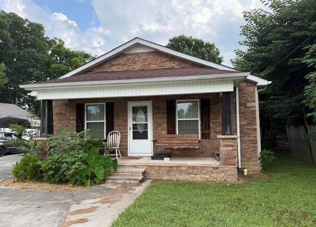 Property at 308 Cedar Ln, Tullahoma, TN 37388, 3 beds, 2 baths