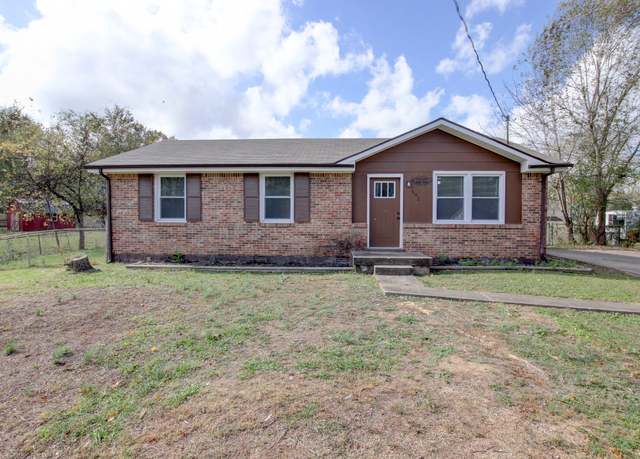 Property at 402 Lillie Belle Ln, Clarksville, TN 37042, 3 beds, 1 bath