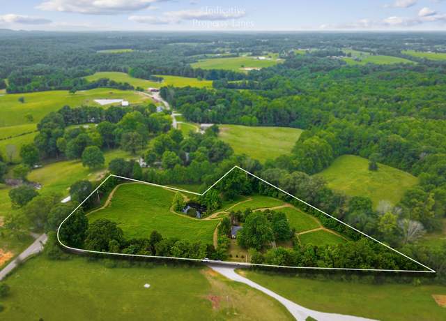 Property at 430 Delong Rd, Smithville, TN 37166, 3 beds, 1.5 baths