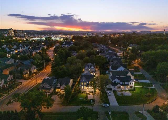 Property at 1709 Hillmont Dr, Nashville, TN 37215, 4 beds, 4.5 baths