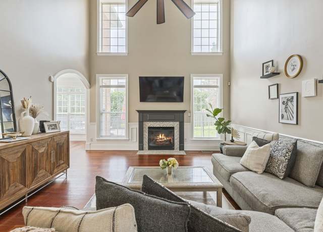 Property at 5579 Hill Rd, Brentwood, TN 37027, 5 beds, 3.5 baths
