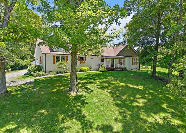 Property at 3150 Highway 12 N, Chapmansboro, TN 37035, 3 beds, 3 baths