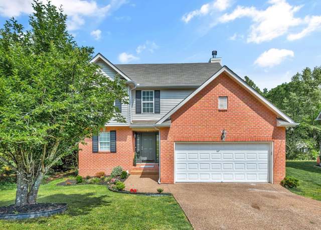 Property at 424 Brownstone St, Old Hickory, TN 37138, 3 beds, 2.5 baths