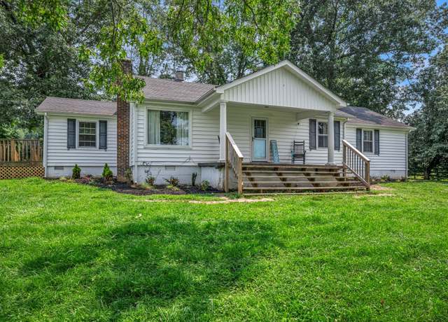 Property at 960 Jump Off Rd, Bon Aqua, TN 37025, 3 beds, 2 baths